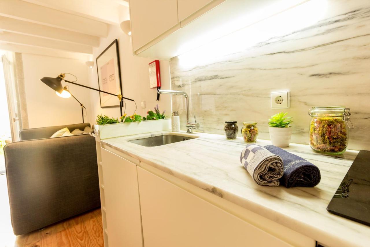 Guest H4U - Bonjardim Terrasse Center Apartment Porto Bagian luar foto