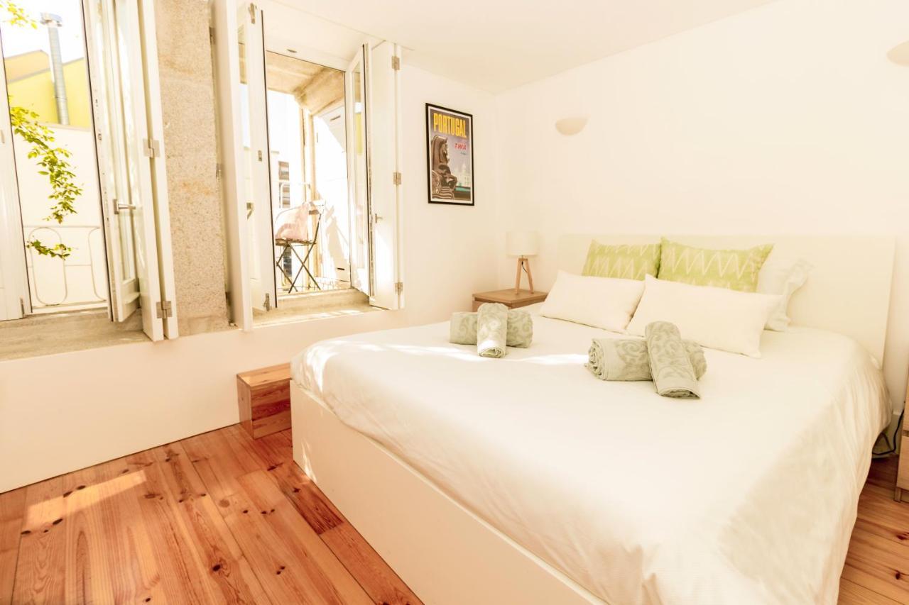 Guest H4U - Bonjardim Terrasse Center Apartment Porto Bagian luar foto